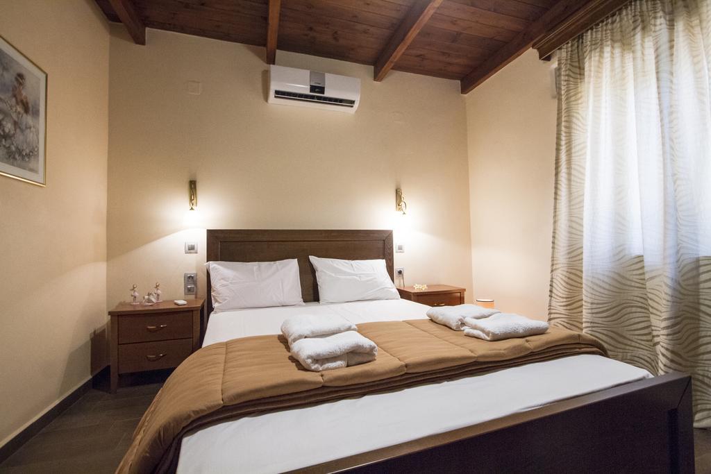 Private Sapphiros Villa 키사모스 외부 사진