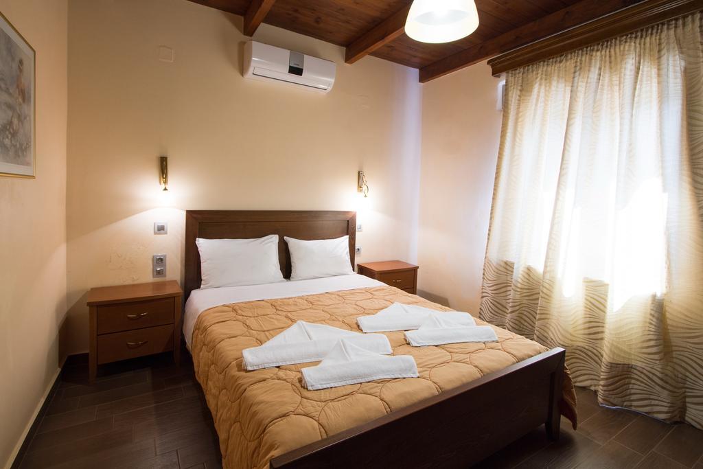 Private Sapphiros Villa 키사모스 외부 사진
