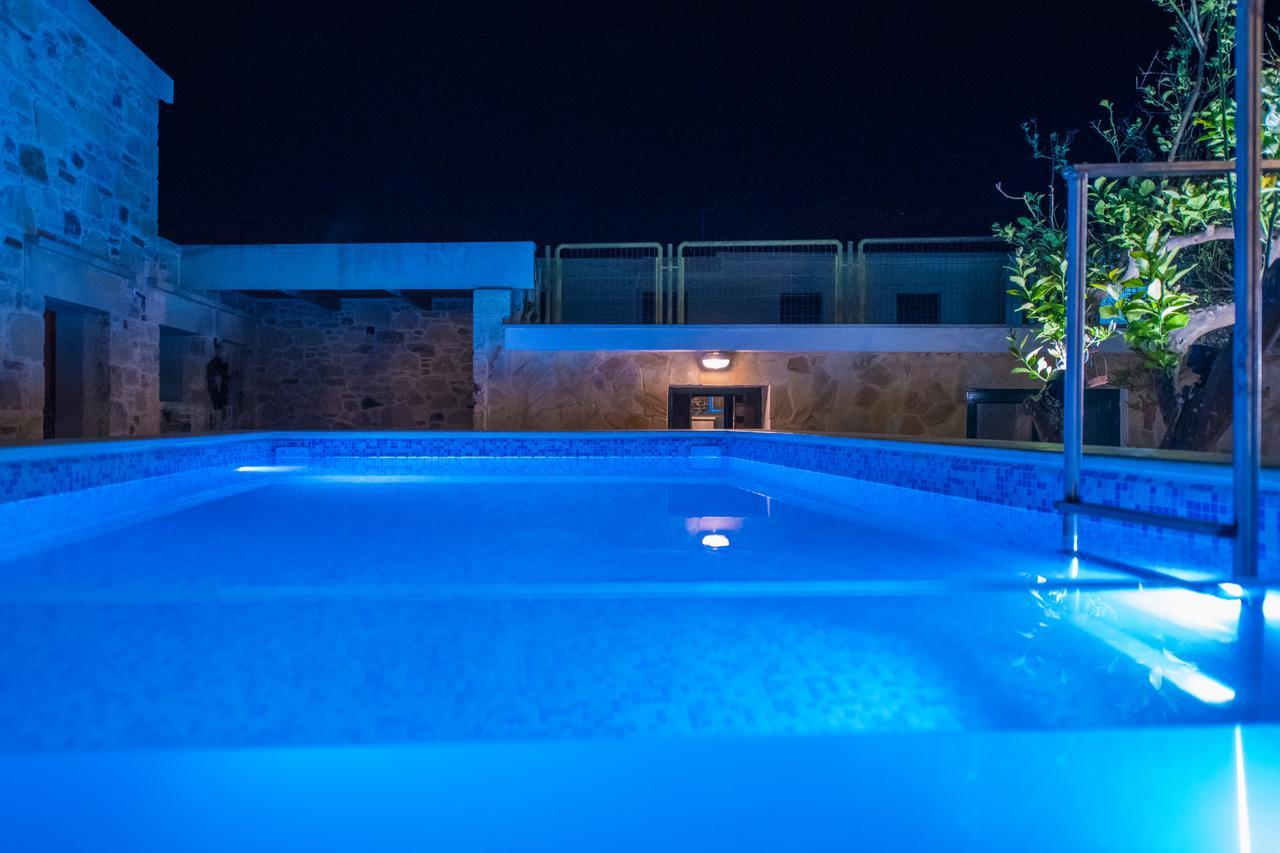 Private Sapphiros Villa 키사모스 외부 사진