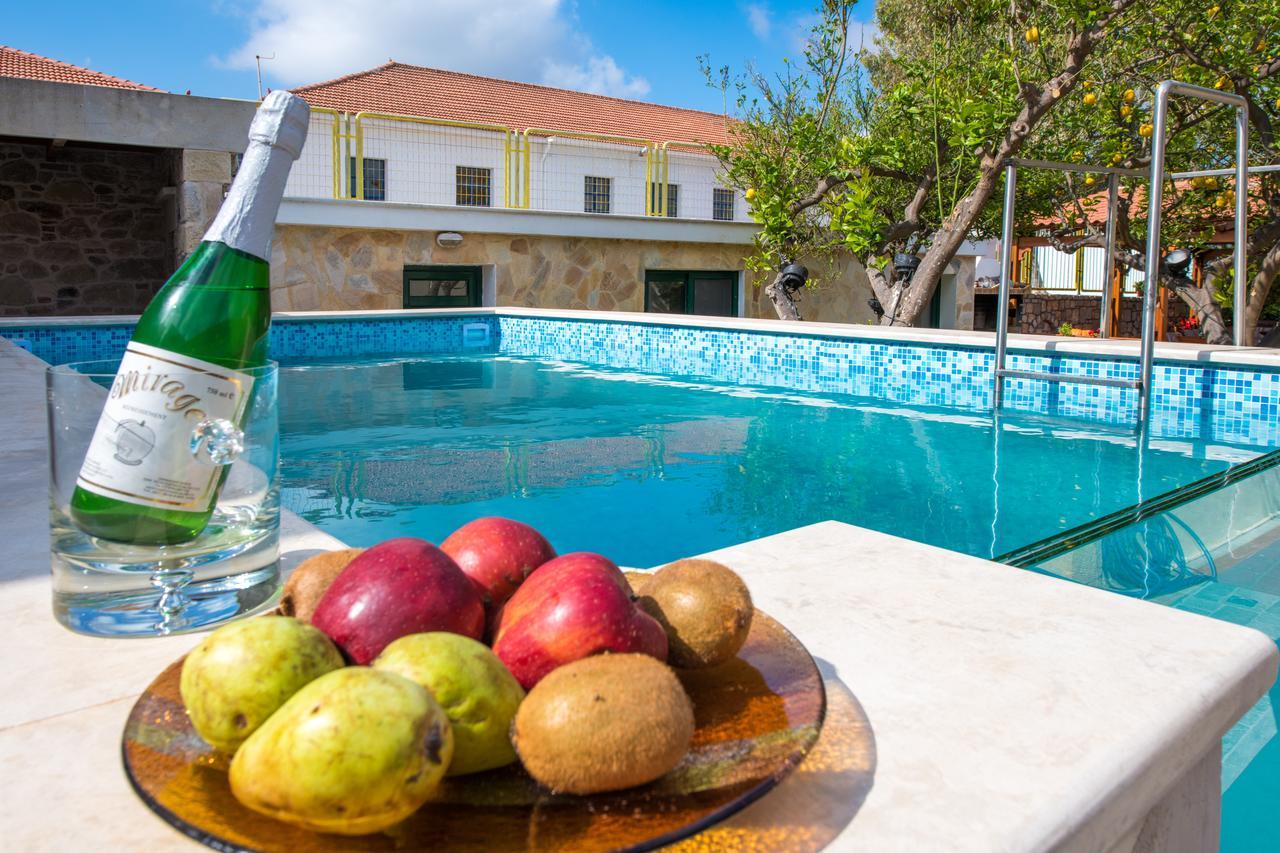 Private Sapphiros Villa 키사모스 외부 사진